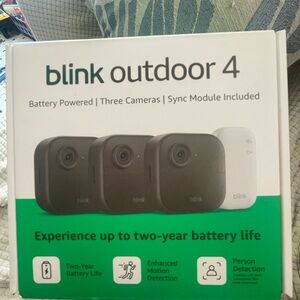 Blink Outdoor 4 Camera System - Black and White